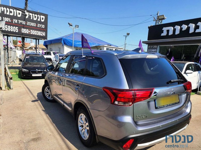 2017' Mitsubishi Outlander מיצובישי אאוטלנדר photo #5