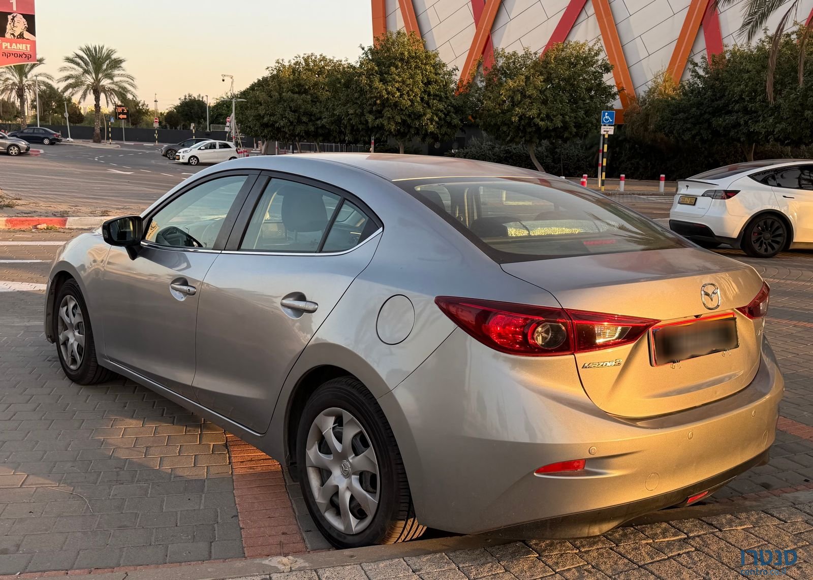 2016' Mazda 3 מאזדה photo #5
