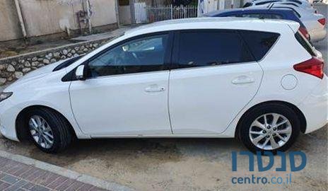 2013' Toyota Auris טויוטה אוריס photo #2
