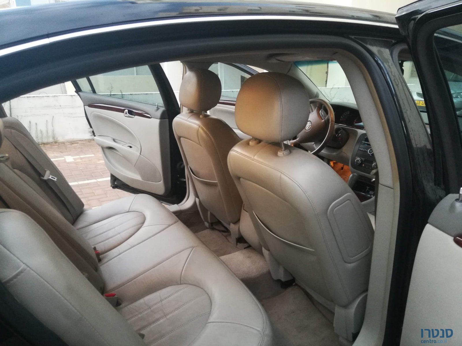 2007' Buick Lucerne photo #6