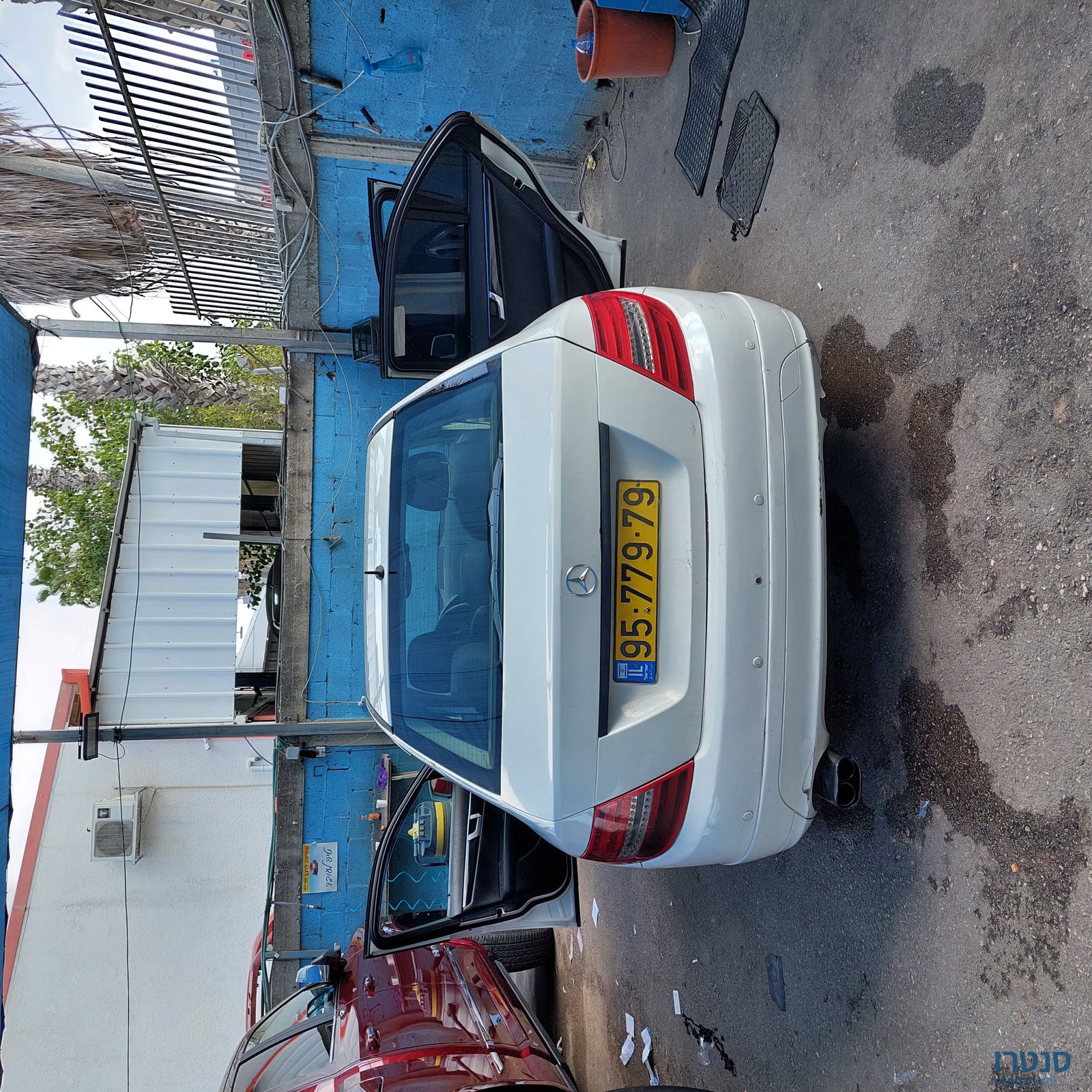 2010' Mercedes-Benz 200 מרצדס photo #5