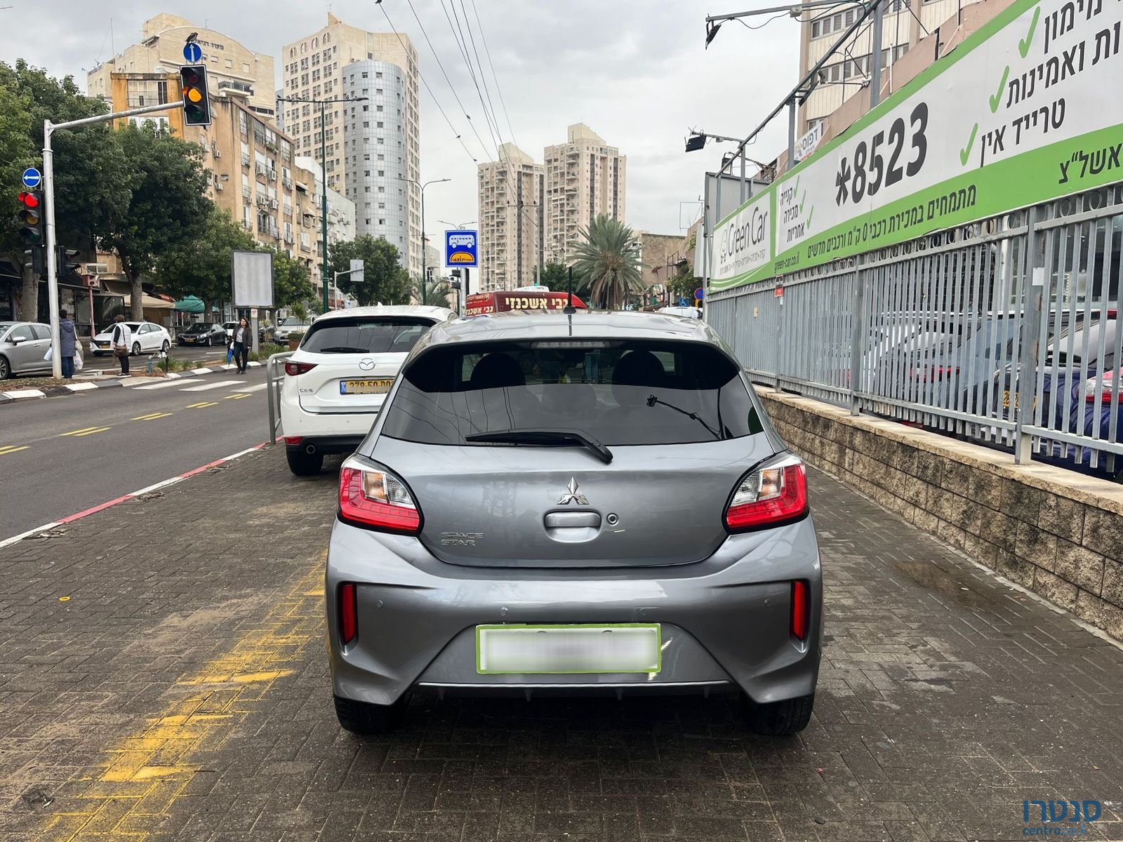 2021' Mitsubishi Space Star photo #5