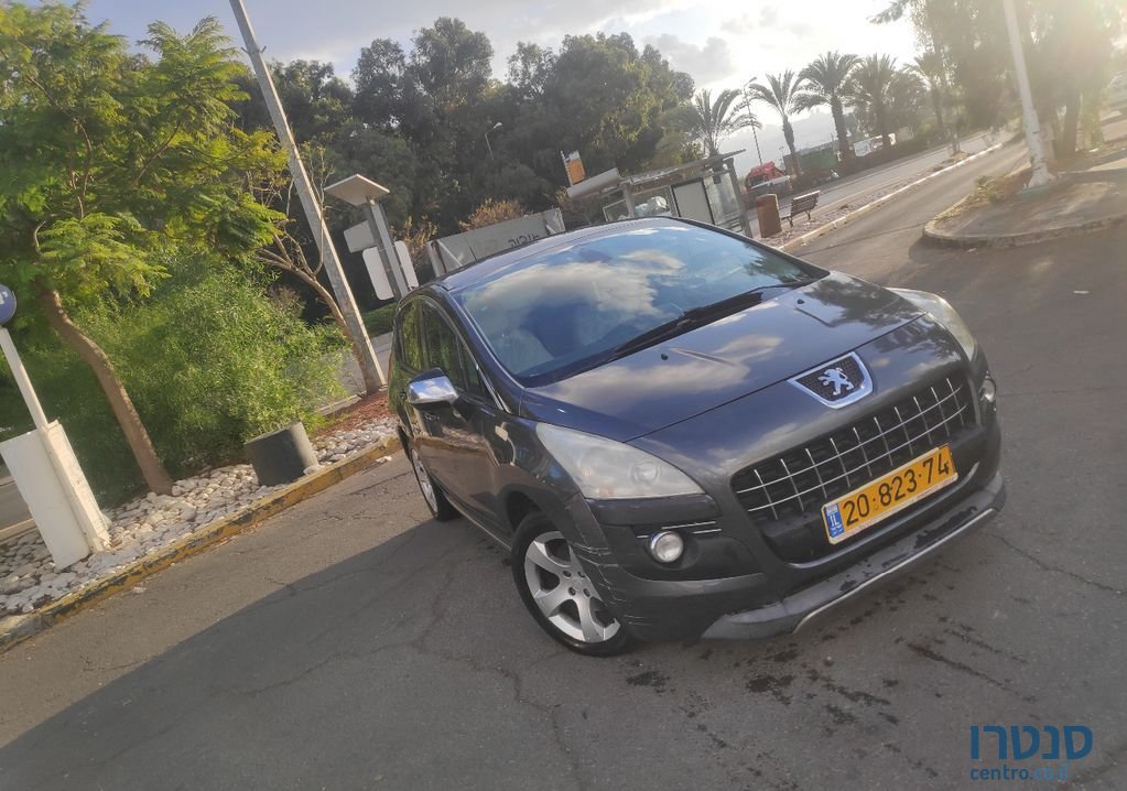 2011' Peugeot 3008 פיג'ו photo #2