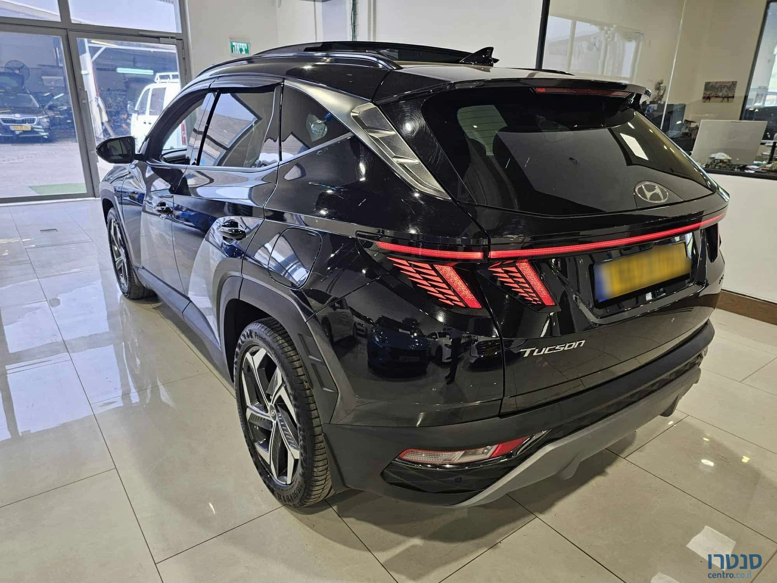 2023' Hyundai Tucson photo #4