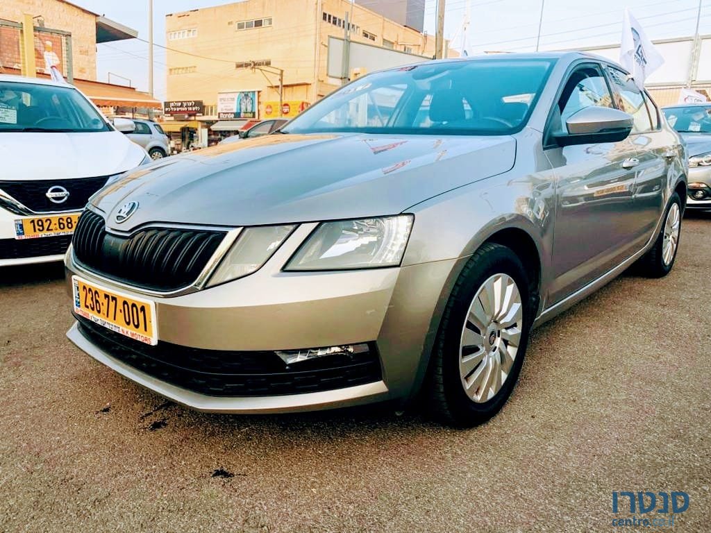 2017' Skoda Octavia photo #1