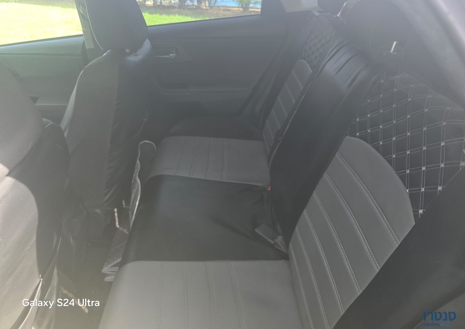 2017' Toyota Auris טויוטה אוריס photo #3