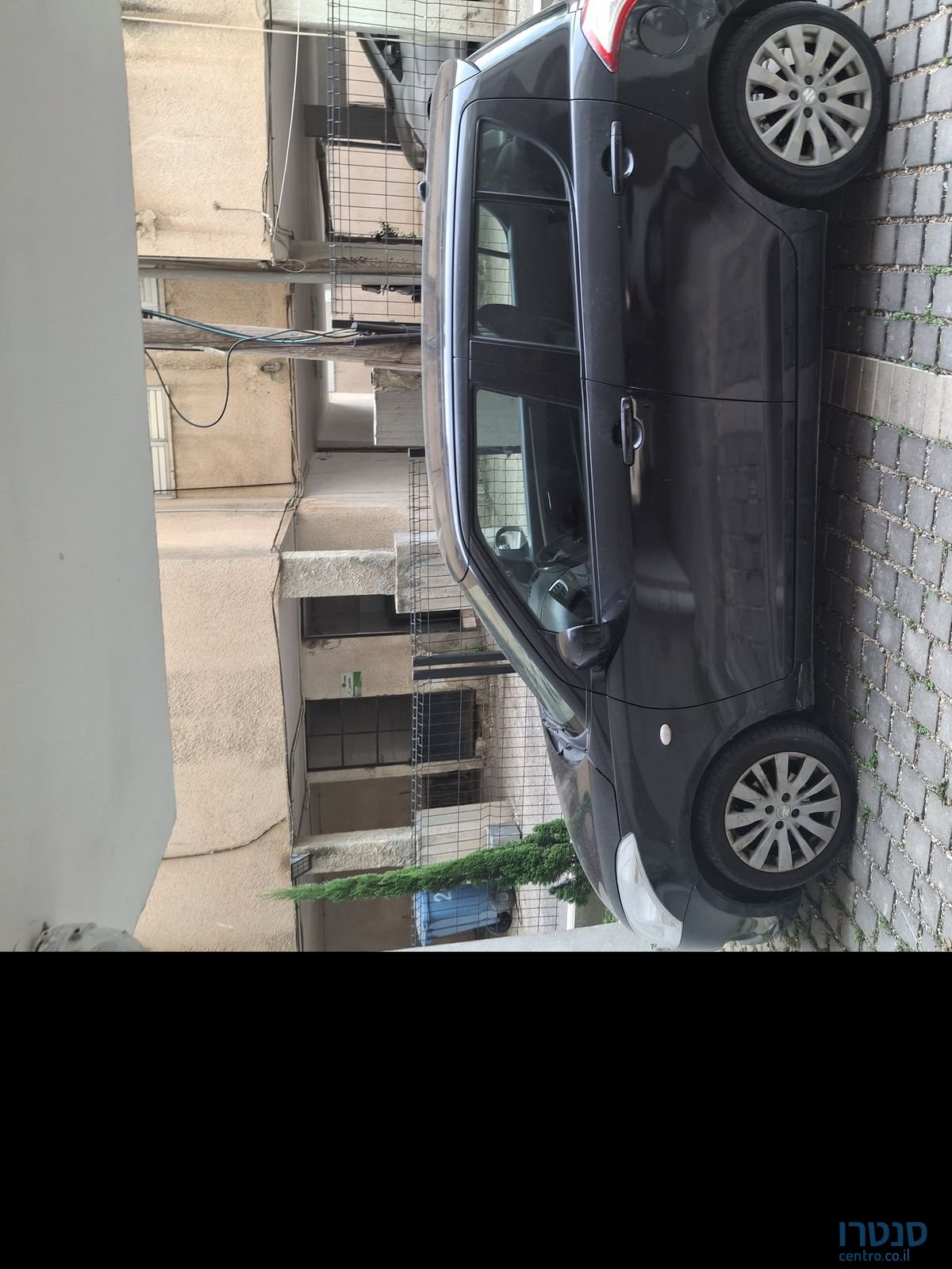 2011' Suzuki Swift סוזוקי סוויפט photo #3