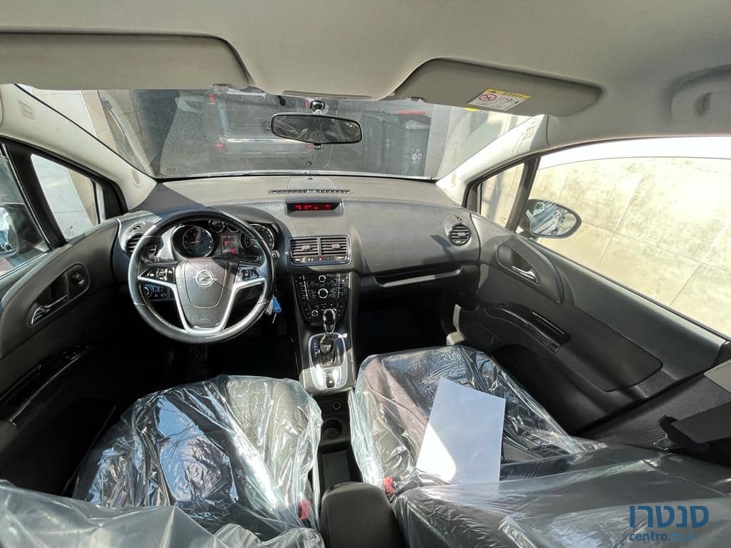 2017' Opel Meriva photo #6