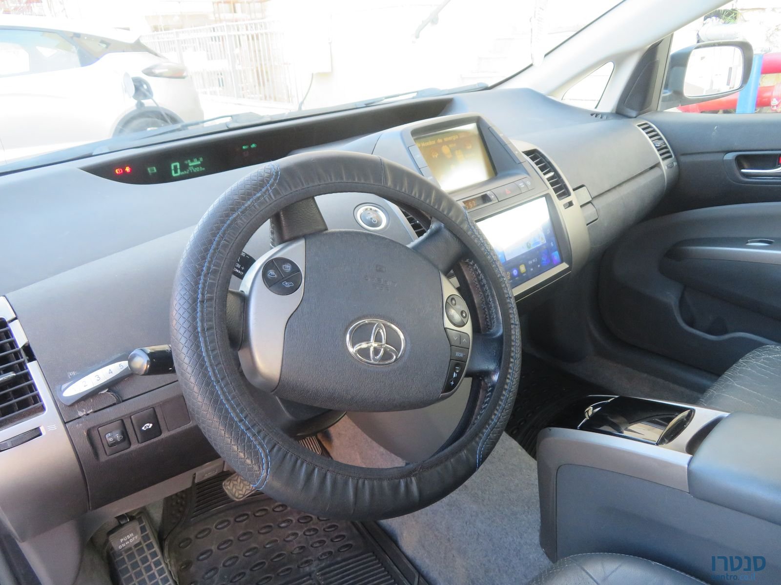 2009' Toyota Prius טויוטה פריוס photo #3