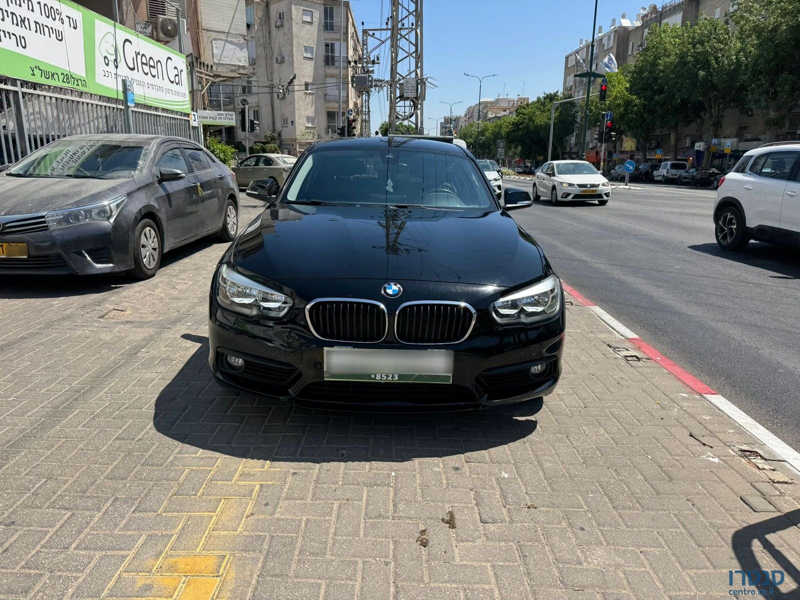 2019' BMW 118 photo #3