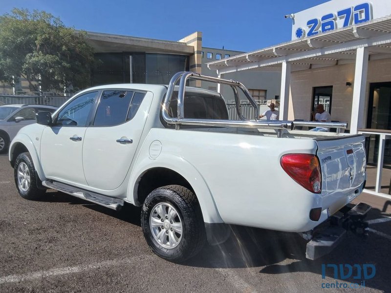 2012' Mitsubishi L200 מיצובישי טרייטון photo #4