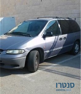 1997' Chrysler Voyager photo #3