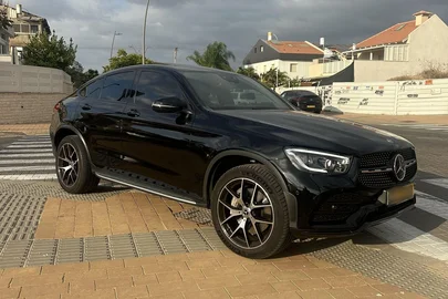 2022' Mercedes-Benz Glc Coupe מרצדס-בנץ