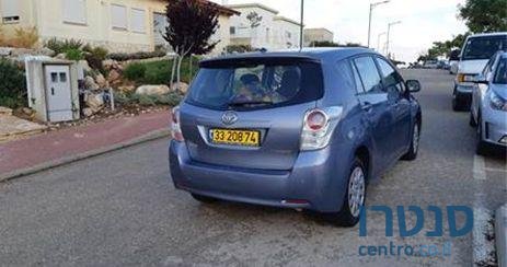 2011' Toyota Verso טויוטה ורסו photo #1