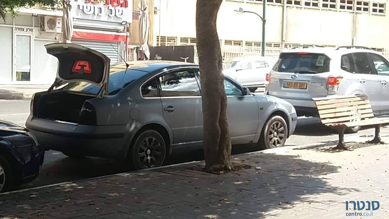 2003' Volkswagen Passat B5 photo #3