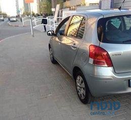 2010' Toyota Yaris טויוטה יאריס photo #3