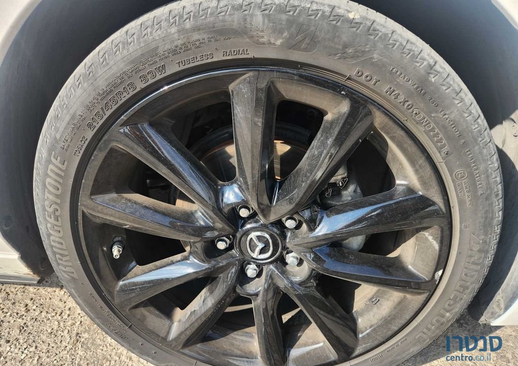 2022' Mazda 3 מאזדה photo #5