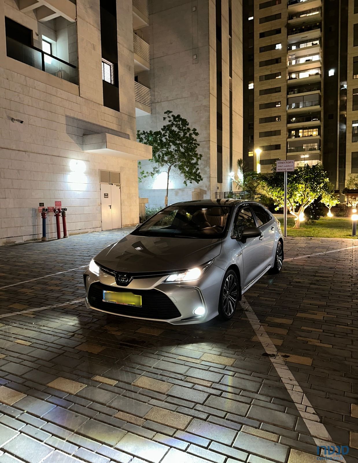 2021' Toyota Corolla טויוטה קורולה photo #1