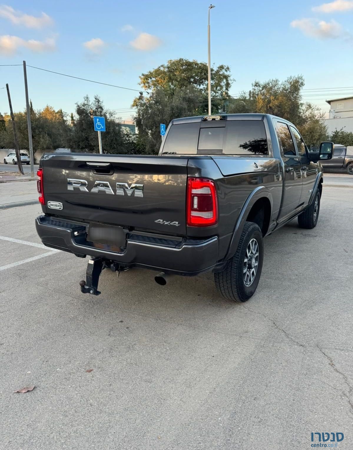 2024' Dodge Ram 2500 ראם photo #4