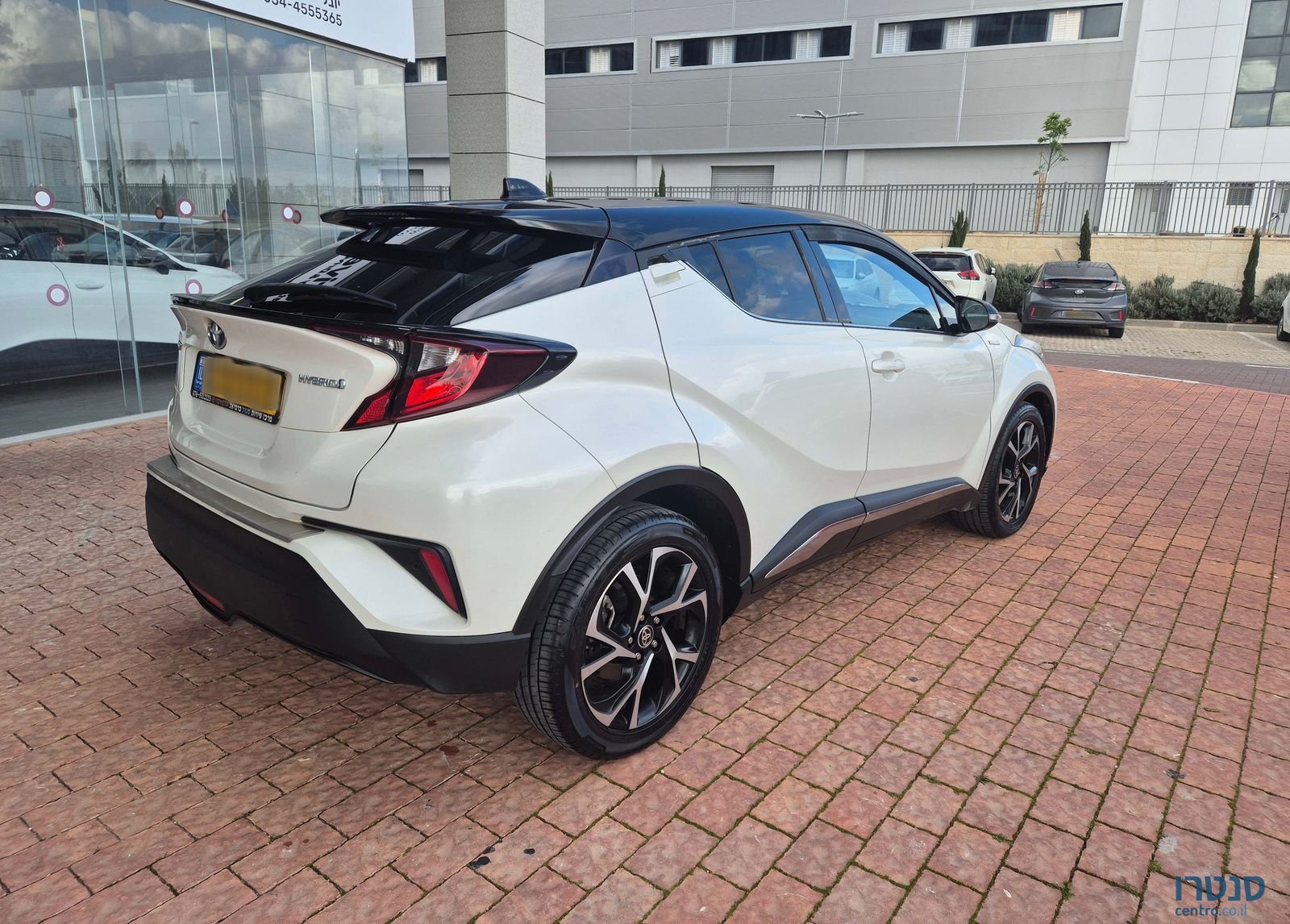 2021' Toyota C-HR טויוטה photo #6