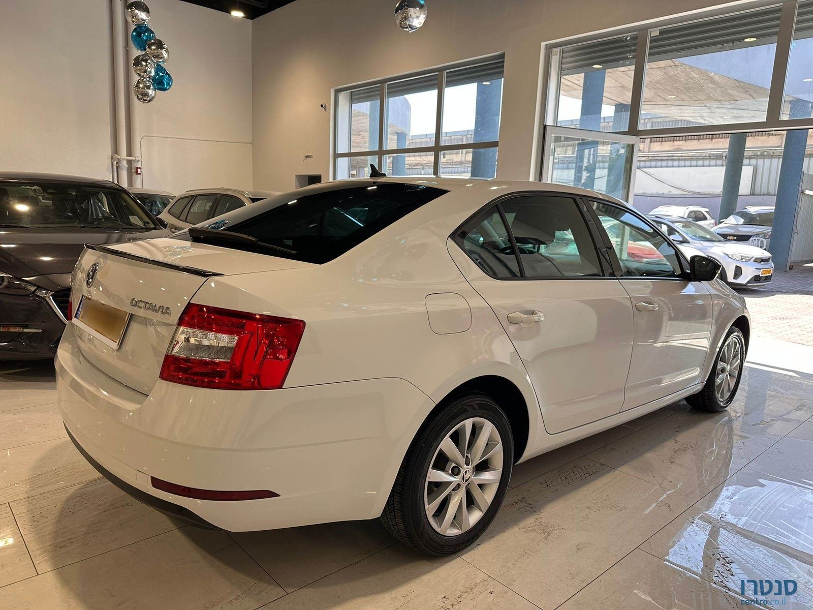 2020' Skoda Octavia photo #3