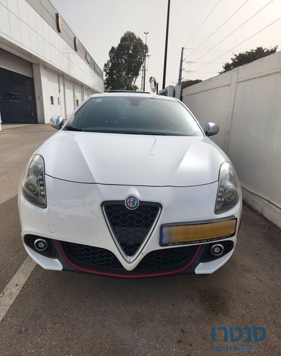 2018' Alfa Romeo Giulietta אלפא רומיאו ג'ולייטה photo #3