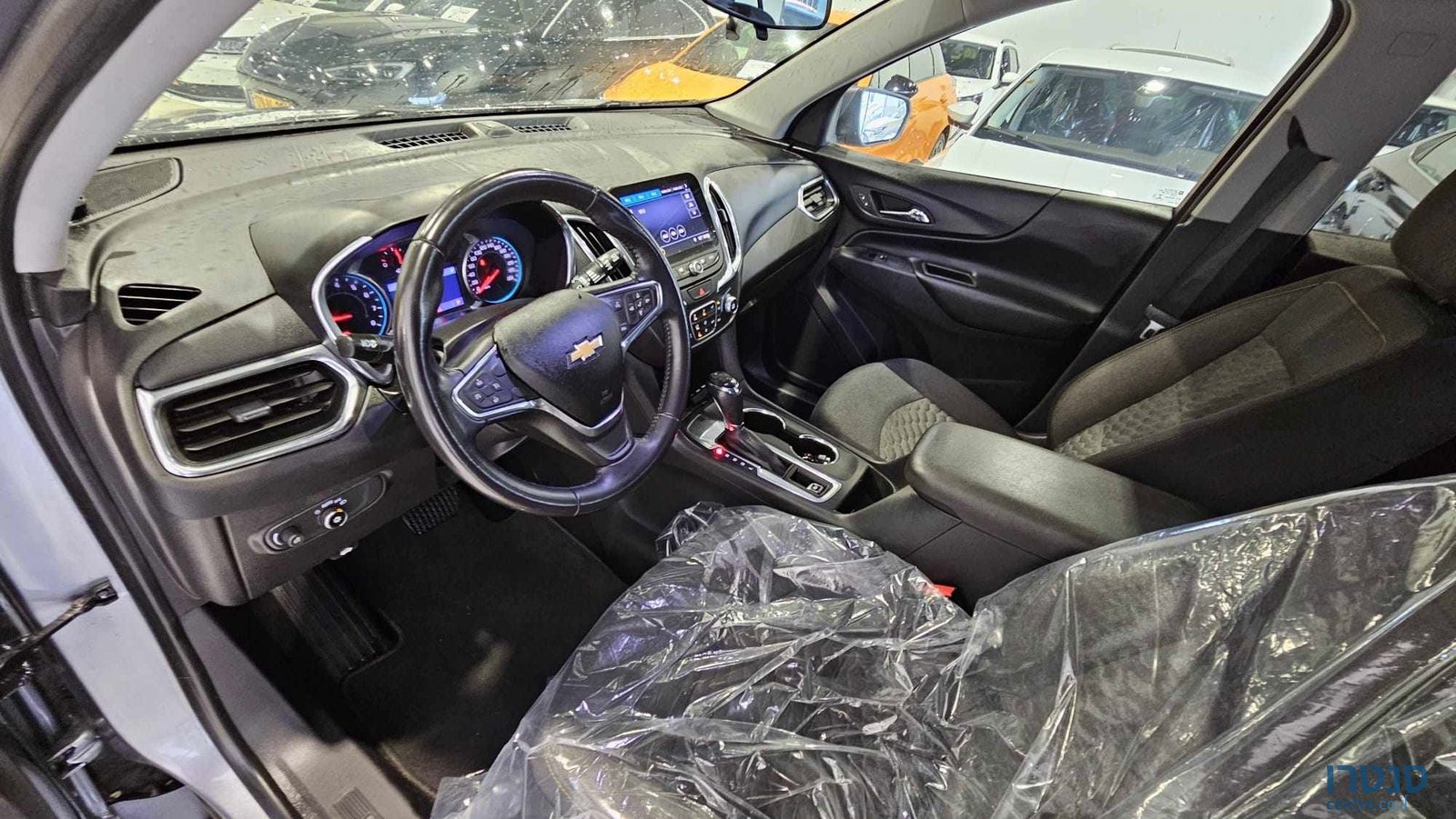 2019' Chevrolet Equinox photo #5