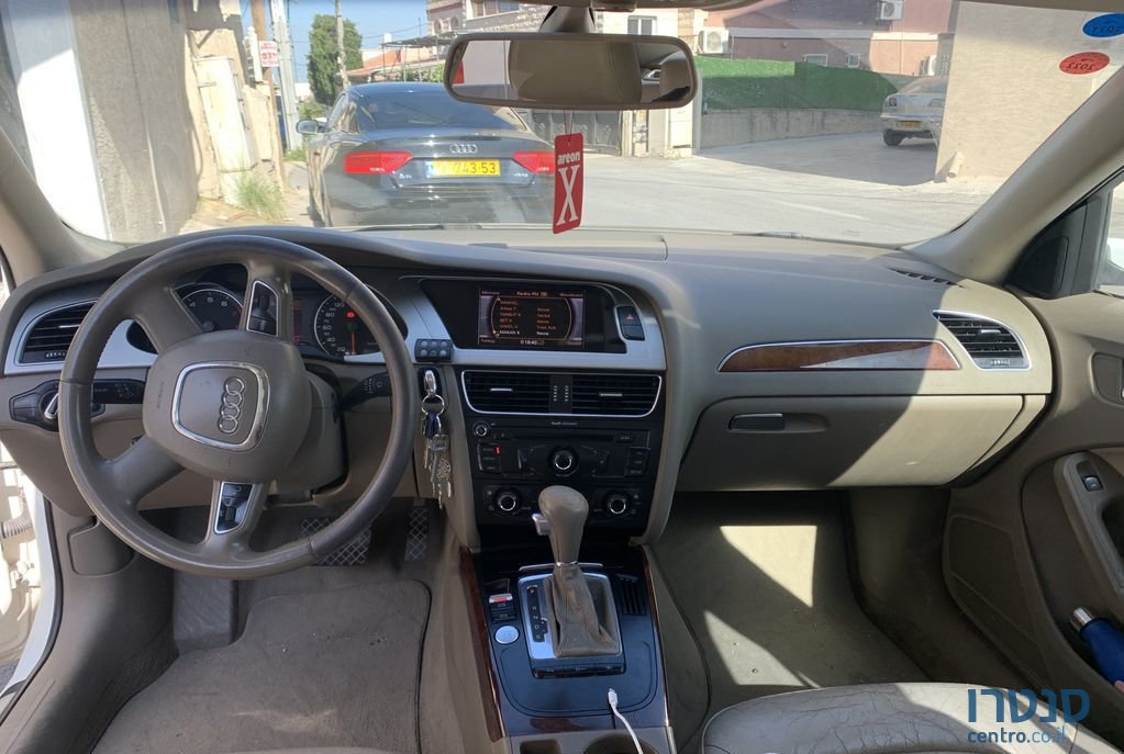 2011' Audi A4 אאודי photo #5