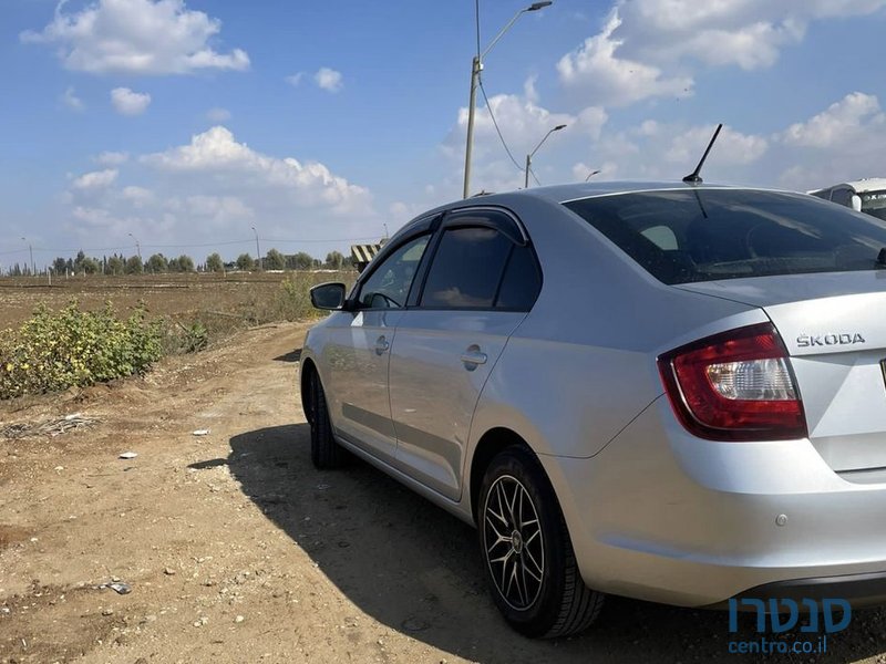 2018' Skoda Rapid סקודה ראפיד photo #2