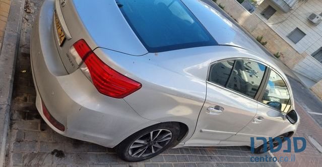 2013' Toyota Avensis טויוטה אוונסיס photo #6