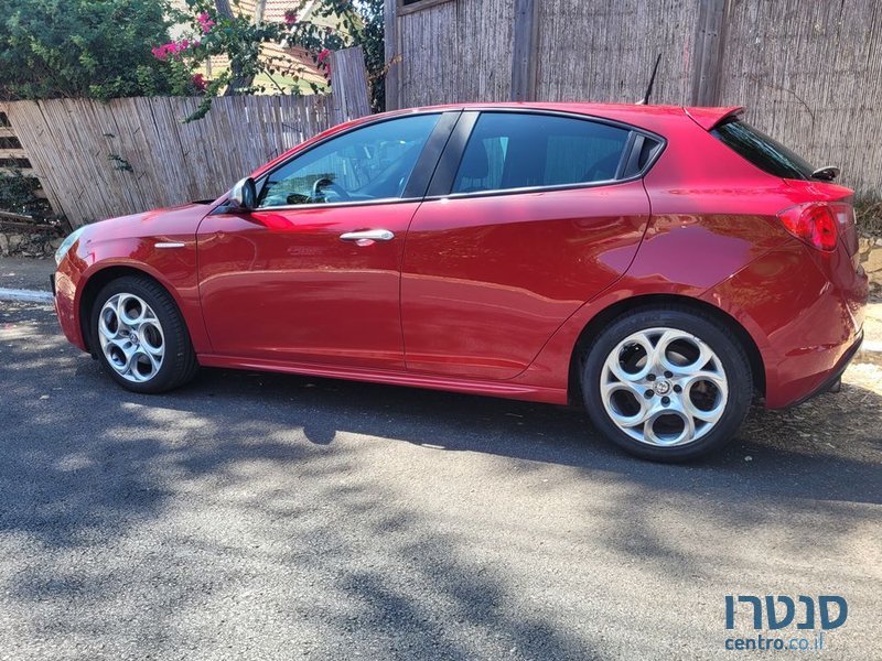 2018' Alfa Romeo Giulietta אלפא רומיאו ג'ולייטה photo #3