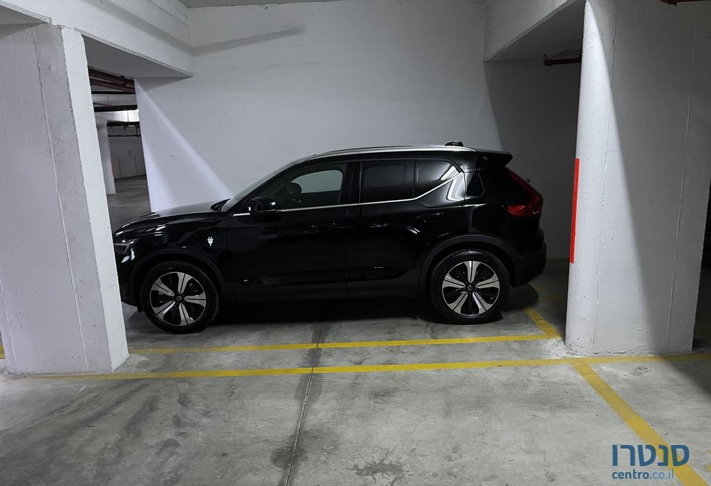 2022' Volvo Xc40 וולוו photo #3
