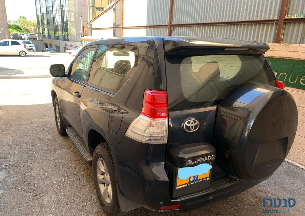 2010' Toyota Land Cruiser טויוטה לנד קרוזר photo #2