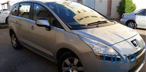 2012' Peugeot 5008 5008 פיג'ו photo #1