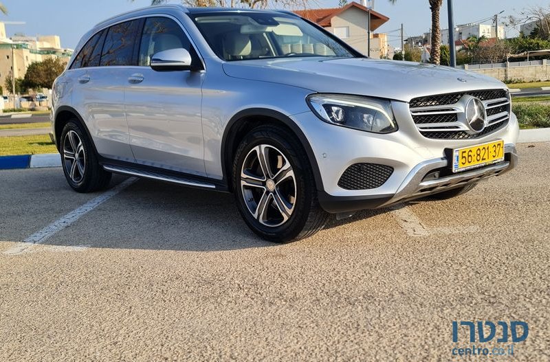 2016' Mercedes-Benz Glc מרצדס photo #1