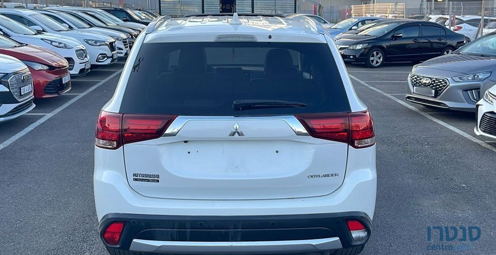 2017' Mitsubishi Outlander מיצובישי אאוטלנדר photo #4