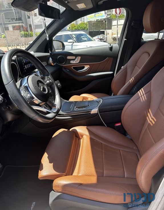 2021' Mercedes-Benz Glc-Class מרצדס photo #2