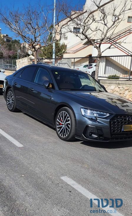 2022' Audi A8 אאודי photo #2