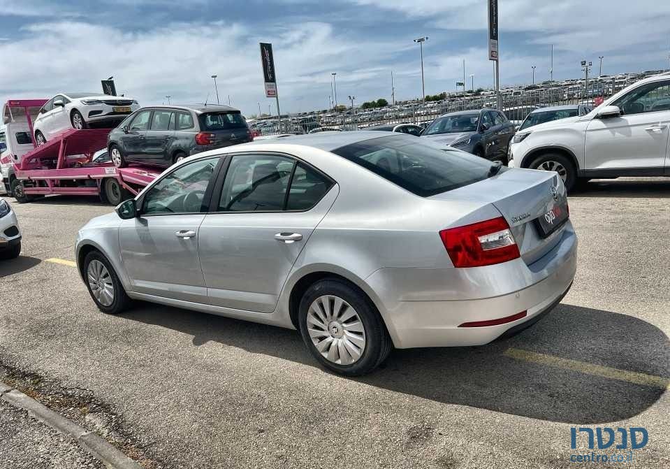 2018' Skoda Octavia סקודה אוקטביה photo #5