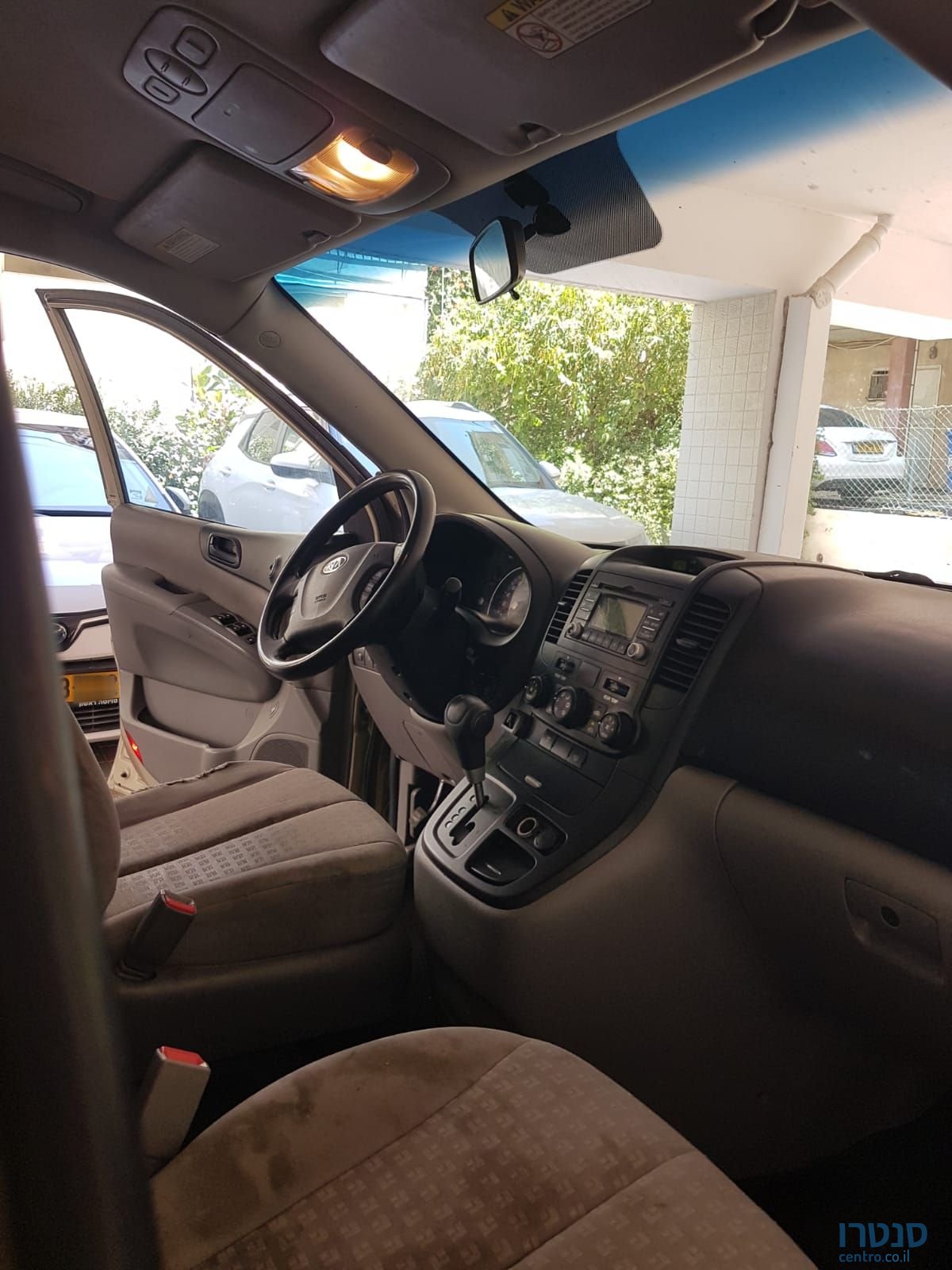 2010' Kia Carnival קיה קרניבל photo #5