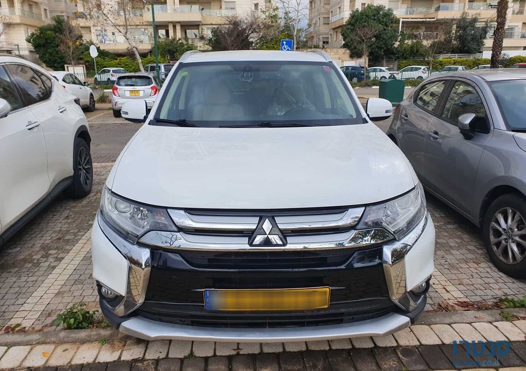 2016' Mitsubishi Outlander מיצובישי אאוטלנדר photo #1