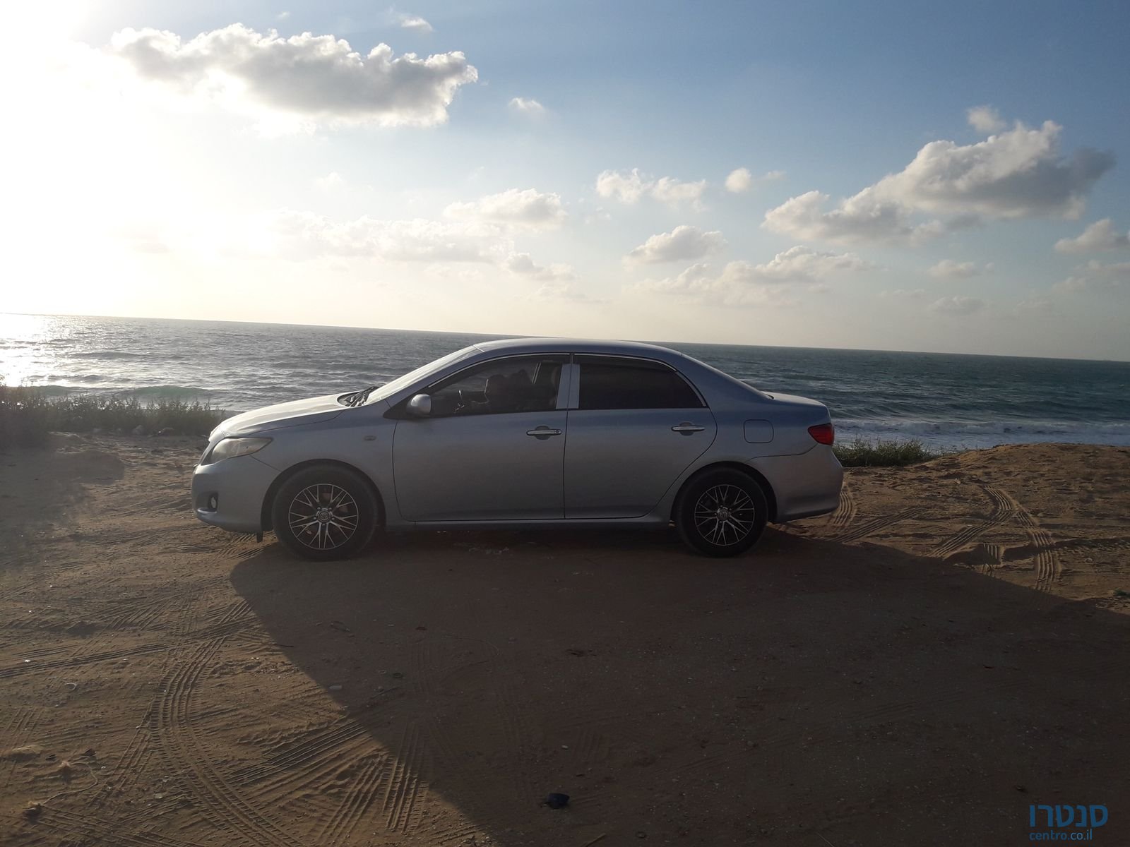 2008' Toyota Corolla photo #3