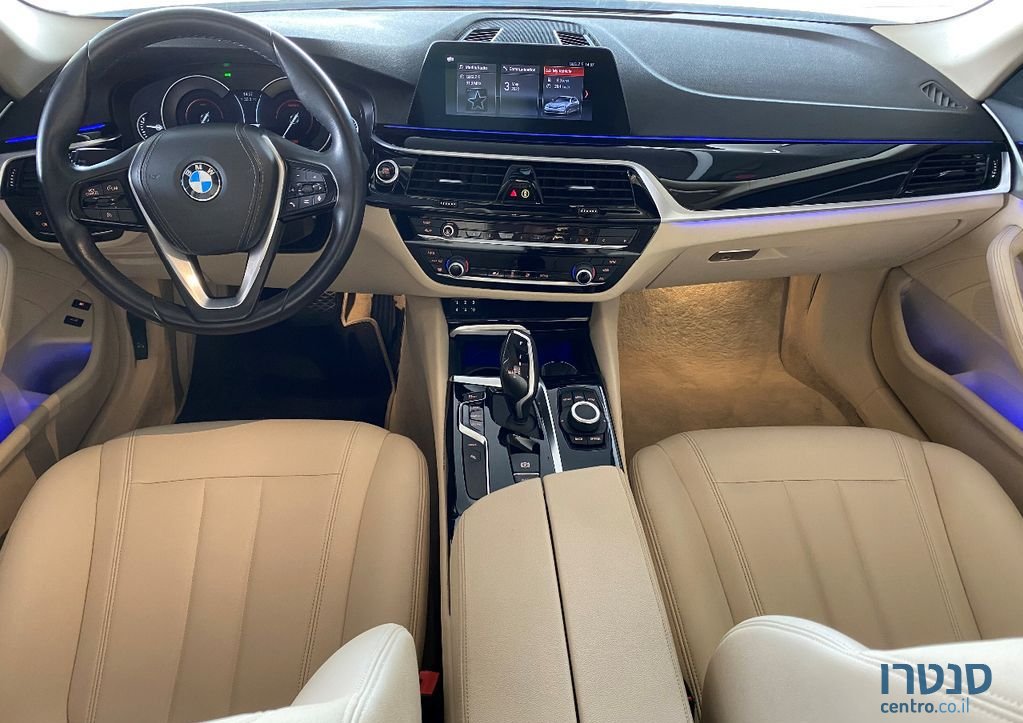 2019' BMW 5 Series ב.מ.וו סדרה 5 photo #4
