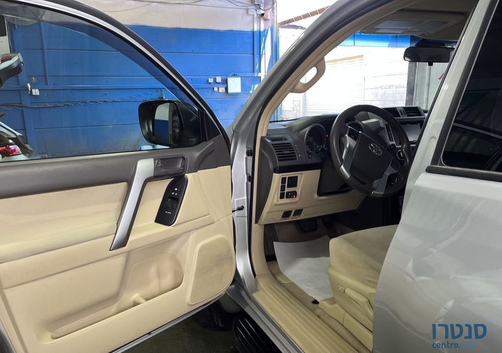 2015' Toyota Land Cruiser טויוטה לנד קרוזר photo #2