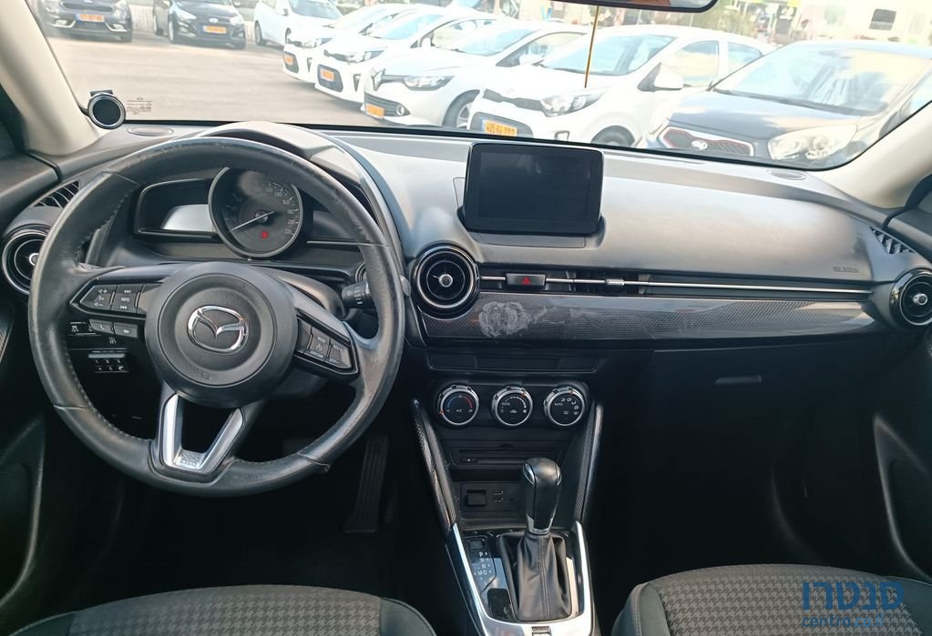 2019' Mazda 2 מאזדה photo #3