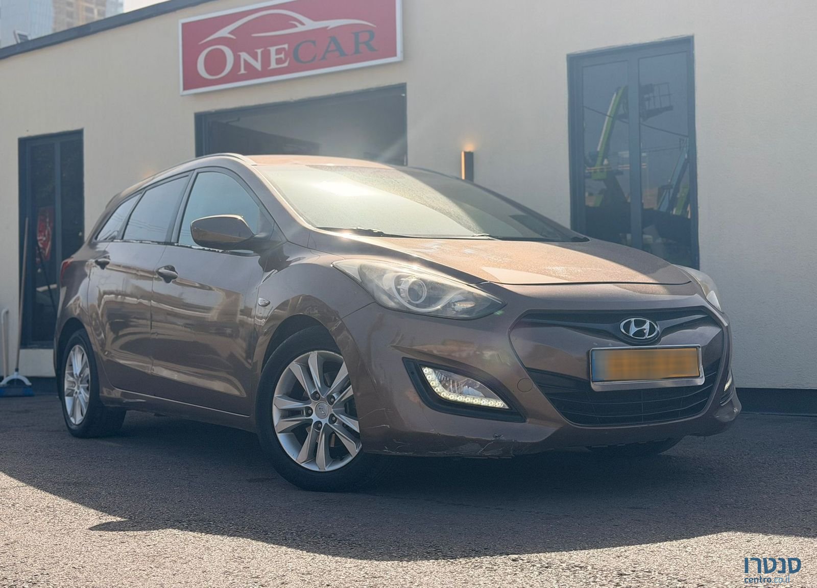 2015' Hyundai i30 יונדאי photo #1