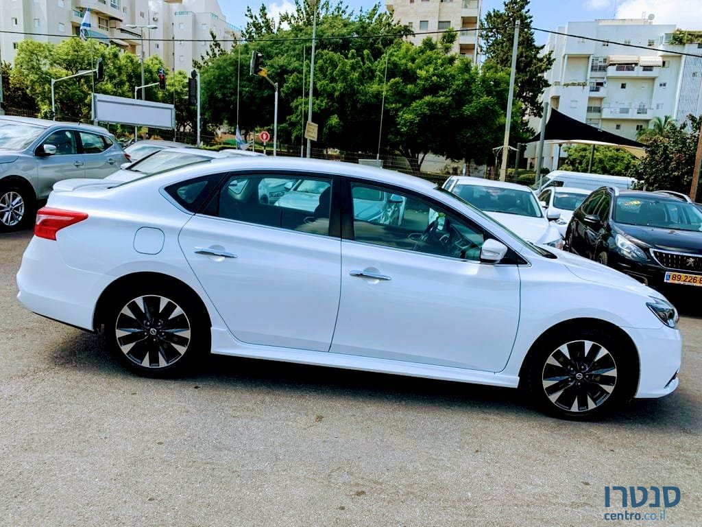 2018' Nissan Sentra photo #3