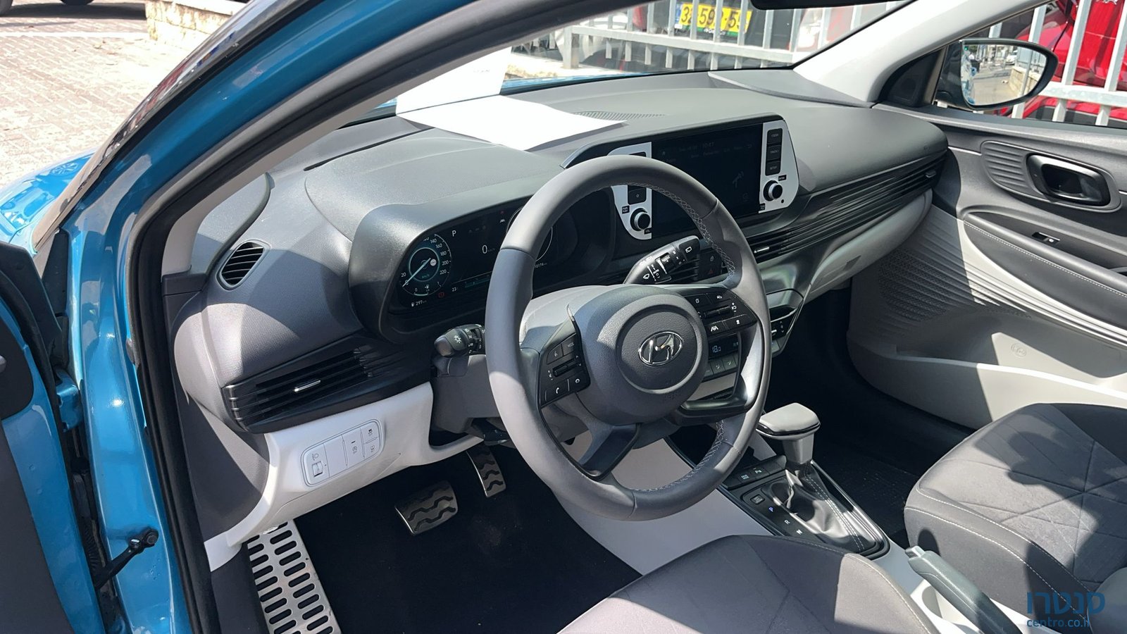 2023' Hyundai Bayon photo #3