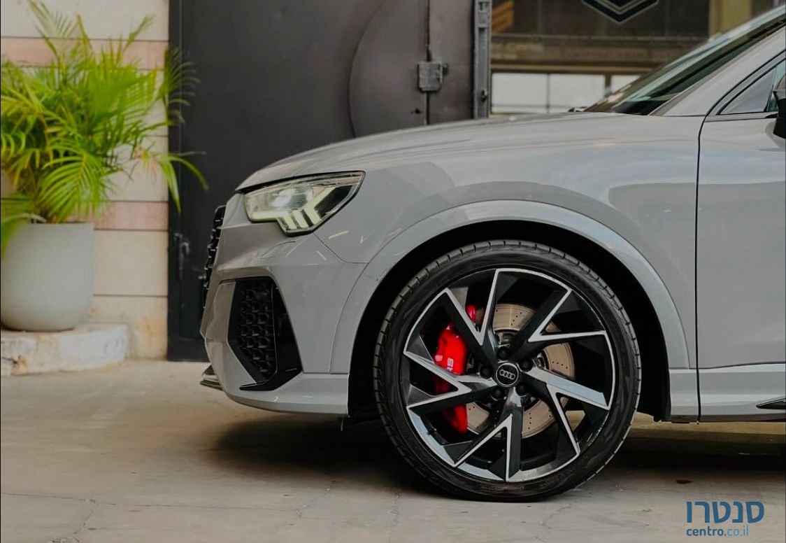 2020' Audi RS Q3 אאודי photo #3