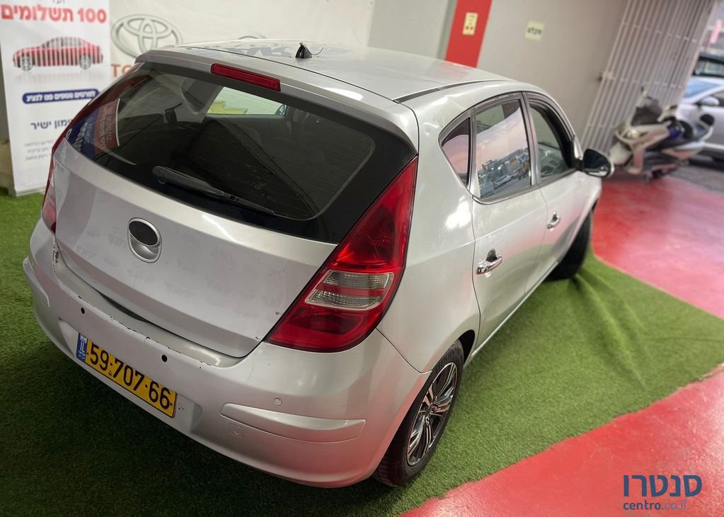 2009' Hyundai i30 יונדאי photo #3